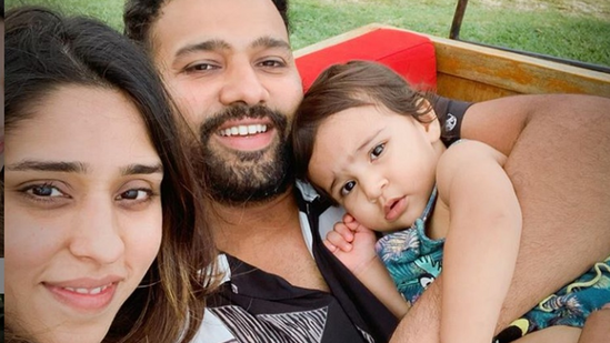 Rohit Sharma with his family in 2020.(Rohit Sharma/Instagram)