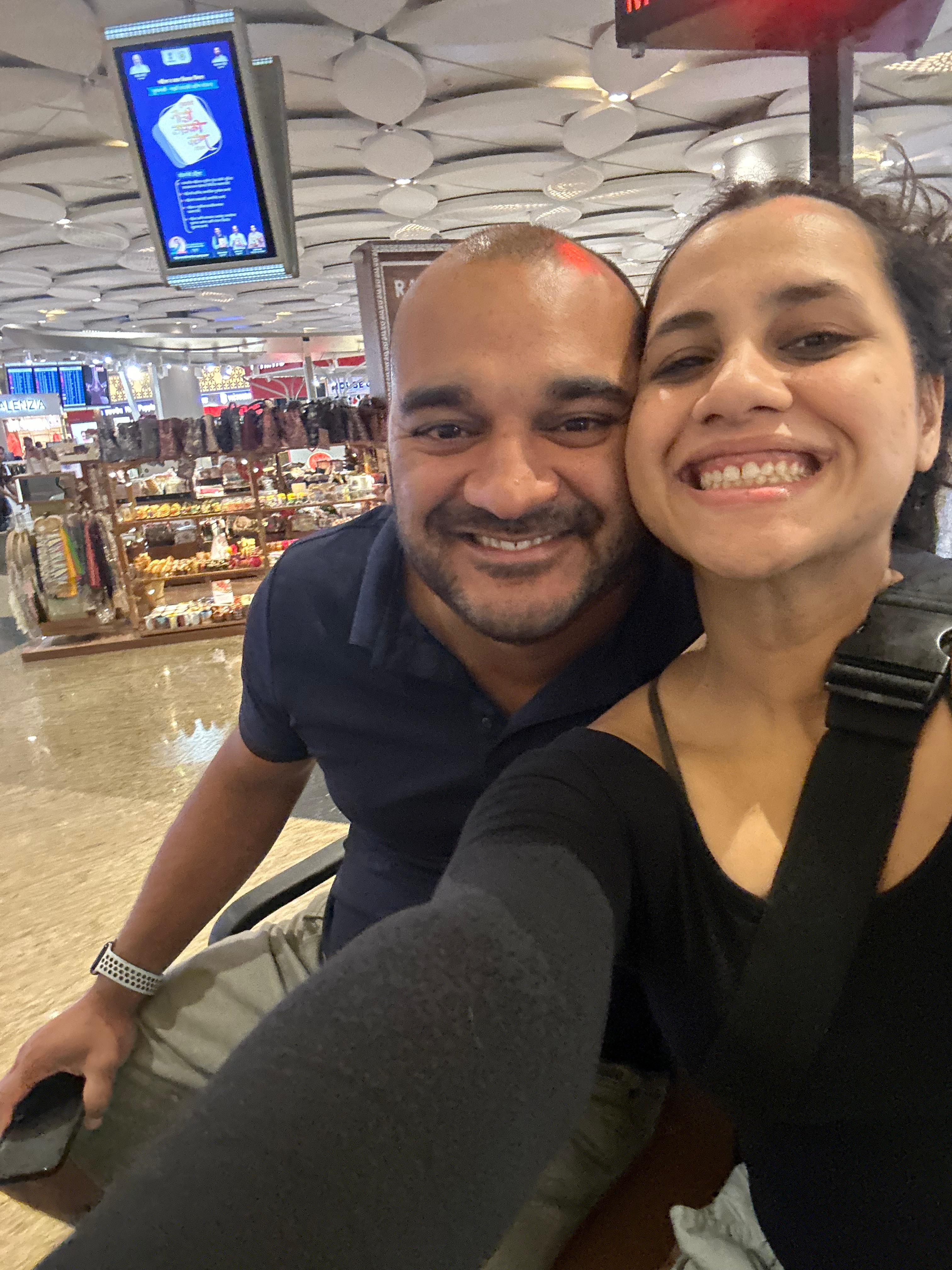 Nikhita Gandhi with brother Nitish Nikhita Gandhi with brother Nitish