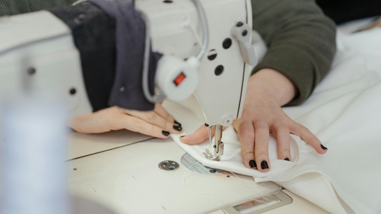 Check out these fashion schools in New York and London to consider studying in 2025 and their famous alumni. (Photo credit; Pexel) Check out these fashion schools in New York and London to consider studying in 2025 and their famous alumni. (Photo credit; Pexel)