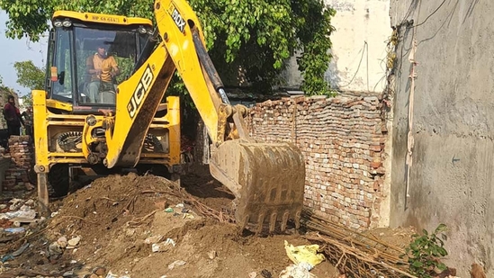 Initially for property tax, it now helps officials cross-check building plans against current structures, rapidly revealing discrepancies and unauthorized constructions. (HT Photo) Initially for property tax, it now helps officials cross-check building plans against current structures, rapidly revealing discrepancies and unauthorized constructions. (HT Photo)