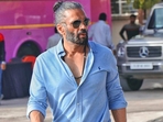 Suniel Shetty sustains minor inury on sets of Hunter season 2 Suniel Shetty sustains minor inury on sets of Hunter season 2