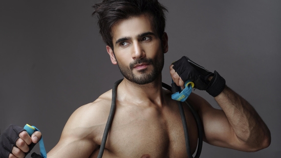Karan Tacker Karan Tacker