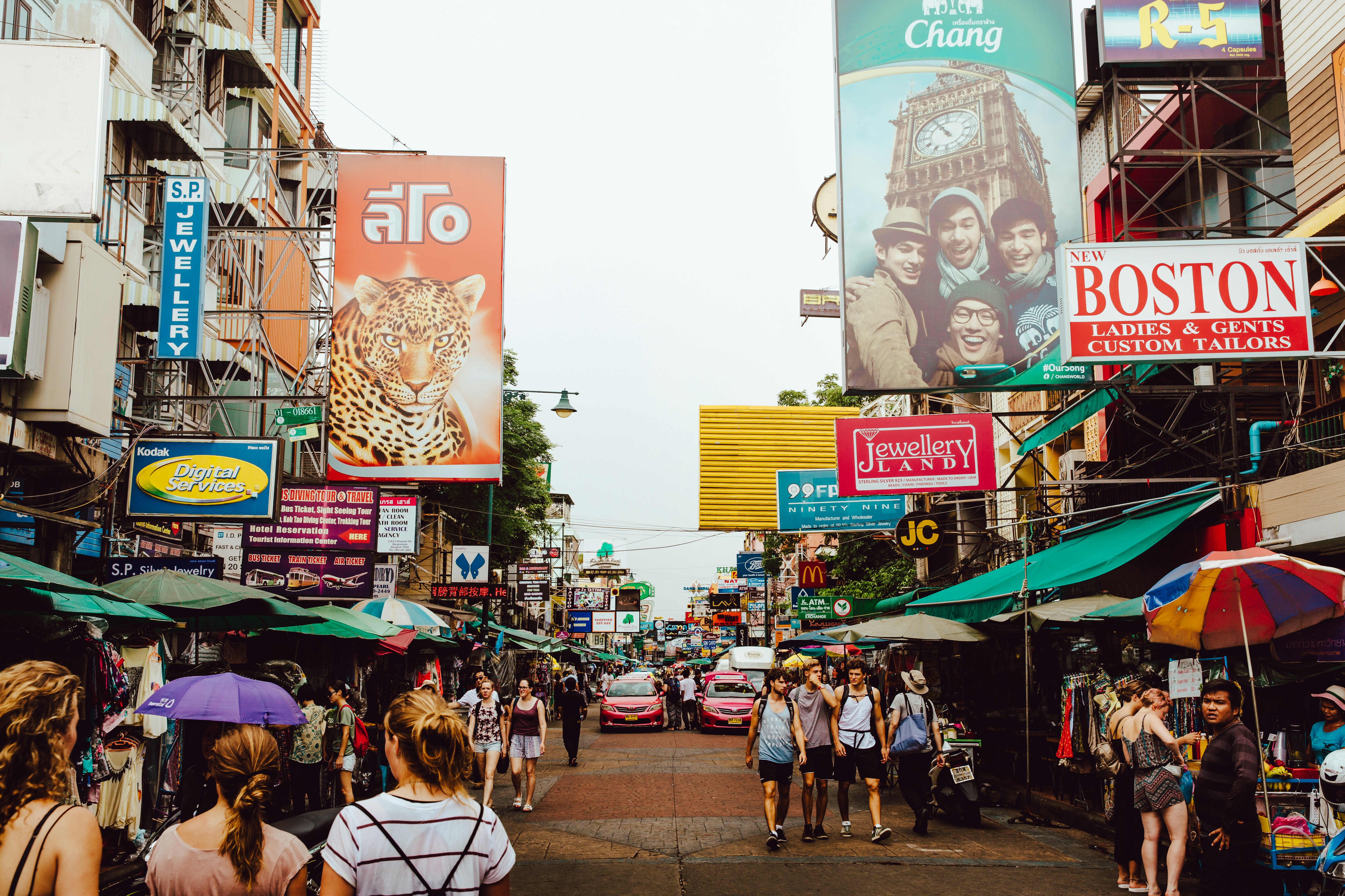 If you are a true shopaholic, then the markets in Thailand will surely captivate you.(Unsplash) If you are a true shopaholic, then the markets in Thailand will surely captivate you.(Unsplash)