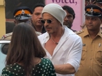 Shah Rukh Khan didn't stepped out to cast his vote in Mumbai on Wednesday amid heavy security Shah Rukh Khan didn't stepped out to cast his vote in Mumbai on Wednesday amid heavy security