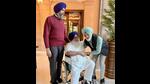 Sukhbir Singh Badal with ASIs Jasvir Singh and Hira Singh, who saved his life by foiling the murderous attack on him. (HT Photo) Sukhbir Singh Badal with ASIs Jasvir Singh and Hira Singh, who saved his life by foiling the murderous attack on him. (HT Photo)