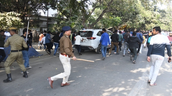 Patna police lathi charge on BPSC candidates during their demonstration outside of Bihar Public Service Commission (BPSC) office in Patna in protest against the change in rules of the 70th BPSC Preliminary examination.(Santosh Kumar )