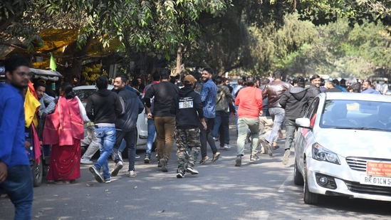 Patna police doing lathi charge on BPSC candidates during their demonstration outside of Bihar Public Service Commission (BPSC) office in Patna in protest against the change in rules of the 70th BPSC Preliminary examination.(Santosh Kumar )