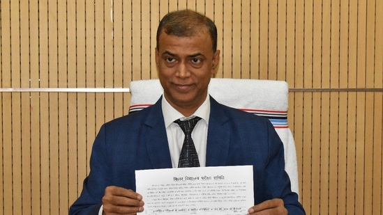 BSEB Exams 2025: Chairman Anand Kishore released the schedule for D.El.Ed, D.P.Ed and other examinations at a press conference conducted on December 7, 2024. BSEB Exams 2025: Chairman Anand Kishore released the schedule for D.El.Ed, D.P.Ed and other examinations at a press conference conducted on December 7, 2024.