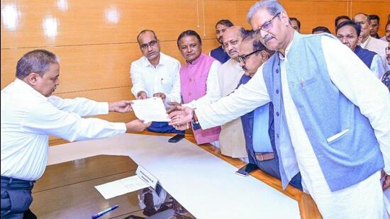 Sujeet Kumar filed his nomination papers in the state assembly in the presence of chief minister Mohan Charan Majhi, BJP state unit president Manmohan Samal, deputy chief minister KV Singh Deo (X/BJP4Odisha) Sujeet Kumar filed his nomination papers in the state assembly in the presence of chief minister Mohan Charan Majhi, BJP state unit president Manmohan Samal, deputy chief minister KV Singh Deo (X/BJP4Odisha)