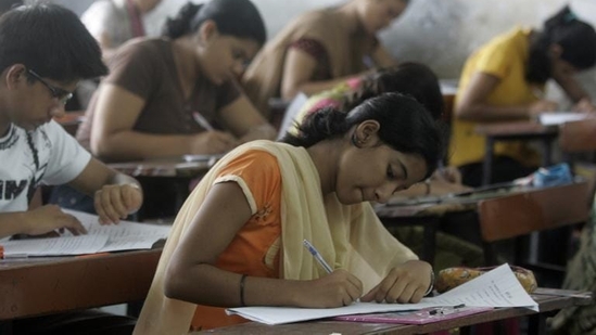 UPMSP has uploaded the model question papers for Classes 10, 12 on its official website at upmsp.edu.in. The direct link to download is given here. (HT file) UPMSP has uploaded the model question papers for Classes 10, 12 on its official website at upmsp.edu.in. The direct link to download is given here. (HT file)