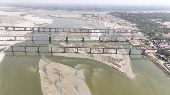 The three streams of Ganga near Sangam before the dredging exercise in Prayagraj. (HT Photo) The three streams of Ganga near Sangam before the dredging exercise in Prayagraj. (HT Photo)