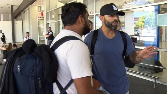 Virat Kohli talking to the camera person(Channel 7) Virat Kohli talking to the camera person(Channel 7)