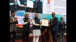 Abhishek Kumar Gautam, Director, RDSO getting railway award (HT Photo) Abhishek Kumar Gautam, Director, RDSO getting railway award (HT Photo)