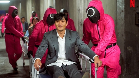 Squid Game director Hwang Dong-hyuk talks about season 2, and his future plans. Squid Game director Hwang Dong-hyuk talks about season 2, and his future plans.