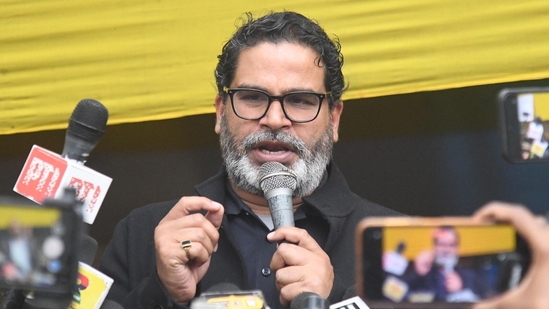 Jan Suraaj Party chief Prashant Kishor meets the protestors demanding the cancellation of BPSC 70th Integrated Combined Competitive Examination (CCE) at Gardanibagh in Patna(Santosh Kumar)