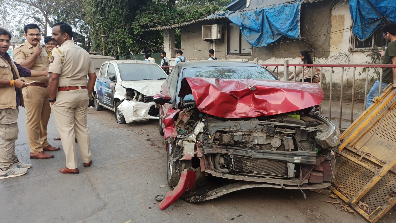 Marathi actor Urmila Kothare's car after an accident in Mumbai's Kandivali.(HT Photo) Marathi actor Urmila Kothare's car after an accident in Mumbai's Kandivali.(HT Photo)