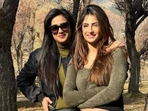 Shweta Tiwari reacts to Palak Tiwari getting trolled for her link up rumours. Shweta Tiwari reacts to Palak Tiwari getting trolled for her link up rumours.