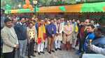 Dignitaries at the inauguration of the vending zone (HT Photo) Dignitaries at the inauguration of the vending zone (HT Photo)