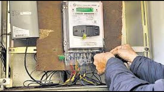 The initiative aims at improving billing accuracy and reducing power losses as part of broader efforts to modernise Uttar Pradesh’s electricity distribution infrastructure. (For Representation) The initiative aims at improving billing accuracy and reducing power losses as part of broader efforts to modernise Uttar Pradesh’s electricity distribution infrastructure. (For Representation)