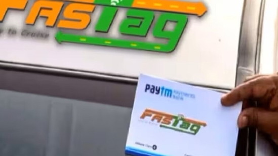 Motorists on 22 state-run highways in Maharashtra will be required to use Fastag for toll payments Motorists on 22 state-run highways in Maharashtra will be required to use Fastag for toll payments