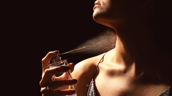 The hidden dangers of perfumes The hidden dangers of perfumes