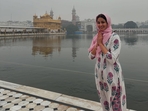 In the first photo, Ananya Panday stood inside the Golden temple with folded hands as she smiled and looked at the camera. The gurdwara was seen in the background. In the first photo, Ananya Panday stood inside the Golden temple with folded hands as she smiled and looked at the camera. The gurdwara was seen in the background.