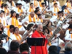 Pandit Ronu Majumdar with 546 musicians in Gwalior Pandit Ronu Majumdar with 546 musicians in Gwalior