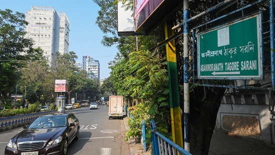 Abanindranath Tagore Sarani in Kolkata is still known as Camac Street. (Samir Jana/HT) Abanindranath Tagore Sarani in Kolkata is still known as Camac Street. (Samir Jana/HT)