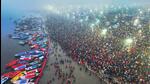 Devotees take the holy dip at Mahakumbh 2025. (HT Photo) Devotees take the holy dip at Mahakumbh 2025. (HT Photo)