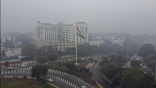 Delhi’s minimum stood at 9.4°C, which was two degrees above normal. (ANI photo) Delhi’s minimum stood at 9.4°C, which was two degrees above normal. (ANI photo)