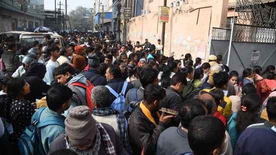 Students wait to appear for the JEE Mains exam at an examination centre in Patna.(Santosh Kumar)