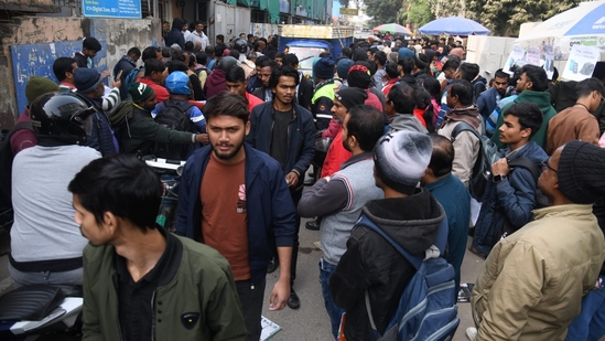 Students are seen coming out of their exam centers after appearing for the JEE Mains exam shift 1 in Patna.(Santosh Kumar)