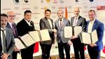 Devendra Fadnavis with officials from Department for Transport (DfT) and Crossrail International Devendra Fadnavis with officials from Department for Transport (DfT) and Crossrail International
