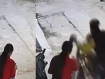 The incident was captured on CCTV.(X/@Gharkakalesh ) The incident was captured on CCTV.(X/@Gharkakalesh )