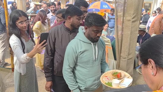 Noor Khan with Lal Mirch Keema and the long queue at the home-cooked food festival at Salempur Estate (Deep Saxena/HT)