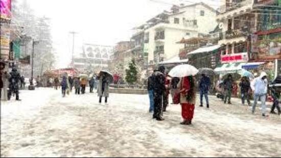 On Saturday, there is prediction of light rain and snowfall in parts of Chamba, Kangra, Kinnaur, Kullu and Lahaul-Spiti districts followed by light precipitation in Chamba, Kinnaur and Lahaul-Spiti districts on Sunday. (Representational image)