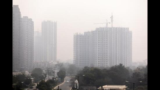 A survey conducted by PMC engineers between January 12 and 18 across zones I to VI has revealed numerous construction sites failing to control dust pollution. The areas with the maximum number of notices issued to halt work include Lohegaon, Hadapsar, Keshav Nagar, Undri, and Pisoli under zone VI. (REPRESENTATIVE PHOTO) A survey conducted by PMC engineers between January 12 and 18 across zones I to VI has revealed numerous construction sites failing to control dust pollution. The areas with the maximum number of notices issued to halt work include Lohegaon, Hadapsar, Keshav Nagar, Undri, and Pisoli under zone VI. (REPRESENTATIVE PHOTO)