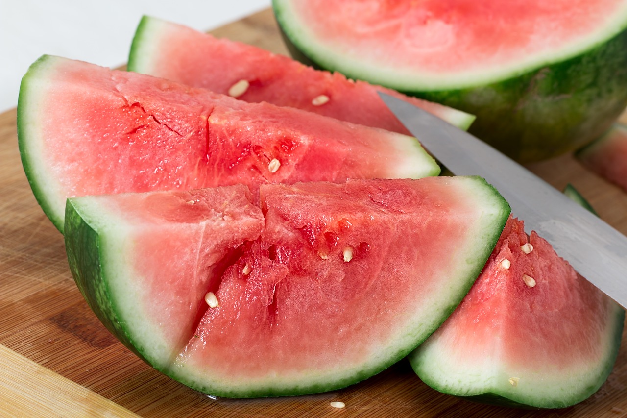 Hydrating foods like cucumbers, watermelon, yogurt, and coconut water help prevent dehydration and keep you refreshed during fasting.(Pixabay) Hydrating foods like cucumbers, watermelon, yogurt, and coconut water help prevent dehydration and keep you refreshed during fasting.(Pixabay)