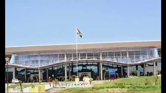 Prayagraj Airport (File photo) Prayagraj Airport (File photo)