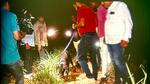 Dog squad search operation underway at a farm in Gunat village in Shirur Taluka on Thursday. Coordinated efforts of villagers from Gunat, facilitated through two WhatsApp groups and the proactive involvement of Gram Suraksha Dal, played a pivotal role in the arrest of bus rape accused. (HT) Dog squad search operation underway at a farm in Gunat village in Shirur Taluka on Thursday. Coordinated efforts of villagers from Gunat, facilitated through two WhatsApp groups and the proactive involvement of Gram Suraksha Dal, played a pivotal role in the arrest of bus rape accused. (HT)
