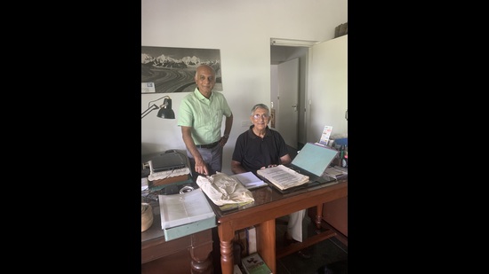 Lt General Rostum K Nanavatty (Rtd) (seated) with his biographer Air Vice Marshal Arjun Subramaniam (Rtd). (Courtesy the author) Lt General Rostum K Nanavatty (Rtd) (seated) with his biographer Air Vice Marshal Arjun Subramaniam (Rtd). (Courtesy the author)