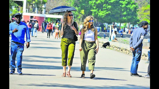 Officials caution that it is likely that multiple heat records will be broken between March and May. (Sant Arora/HT) Officials caution that it is likely that multiple heat records will be broken between March and May. (Sant Arora/HT)