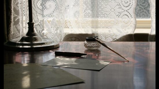 Emily Dickenson’s work desk. (Courtesy Emily Dickinson Museum) Emily Dickenson’s work desk. (Courtesy Emily Dickinson Museum)