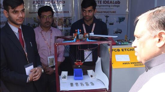Students explain their project at the inaugural All India Council for Technical Education (AICTE) IDEA Lab Tech Fest 2025 on Friday. (HT Photo/ Sanjay Maurya) Students explain their project at the inaugural All India Council for Technical Education (AICTE) IDEA Lab Tech Fest 2025 on Friday. (HT Photo/ Sanjay Maurya)
