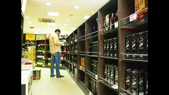 The excise policy will come into force from April 1, 2025. (HT) The excise policy will come into force from April 1, 2025. (HT)