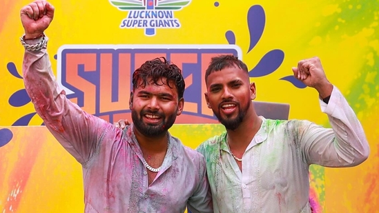 LSG's new captain Rishabh Pant along with vice-captain Nicholas Pooran celebrating Holi in Lucknow(Instagram/lucknowsupergiants) LSG's new captain Rishabh Pant along with vice-captain Nicholas Pooran celebrating Holi in Lucknow(Instagram/lucknowsupergiants)