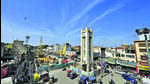 The clock tower ar Subji Mandi Ghanta Ghar, Roshanara road. (Arvind Yadav/HT PHOTO) The clock tower ar Subji Mandi Ghanta Ghar, Roshanara road. (Arvind Yadav/HT PHOTO)