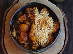 Parsi Salli Jardaloo Murgh Parsi Salli Jardaloo Murgh