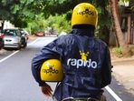 Delhi woman shared her heartwarming ride with a Rapido driver on LinkedIn.(HT_PRINT) Delhi woman shared her heartwarming ride with a Rapido driver on LinkedIn.(HT_PRINT)