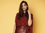 Look “Khoobsurat” with Sonam Kapoor's most iconic looks to recreate now(Pinterest) Look “Khoobsurat” with Sonam Kapoor's most iconic looks to recreate now(Pinterest)